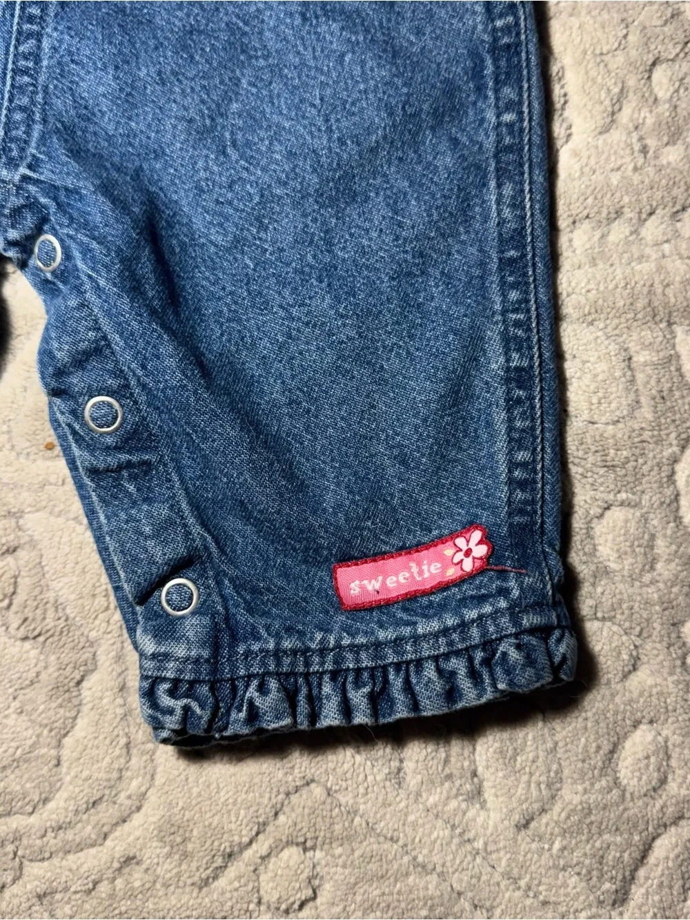 Vintage Y2K girly cotton denim overalls with pink embroidered flowers 6 months🔹